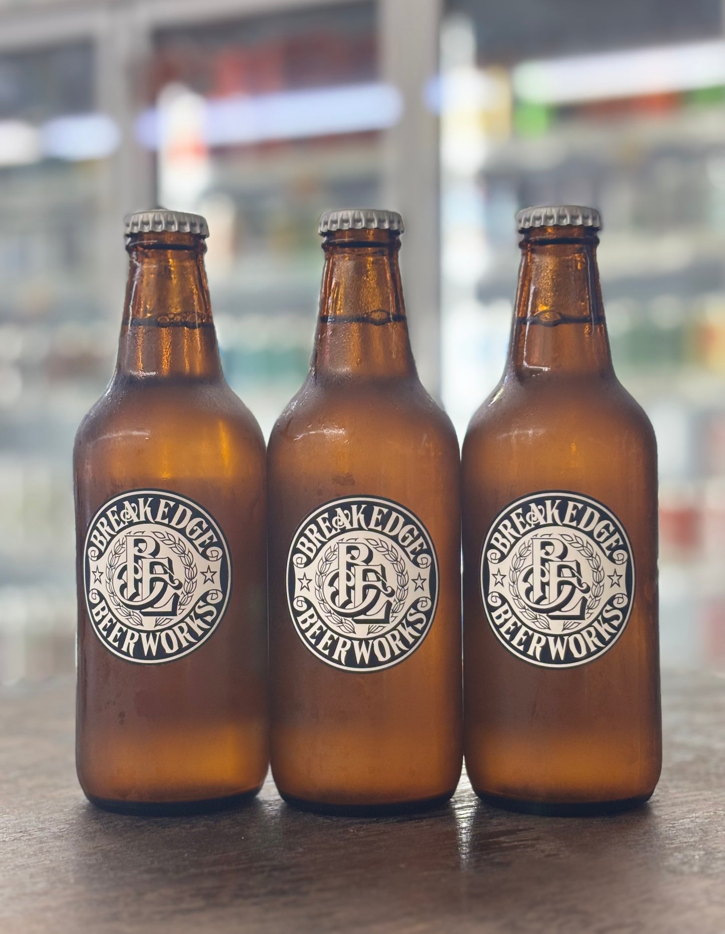 BREAK EDGE BEER WORKS Surface